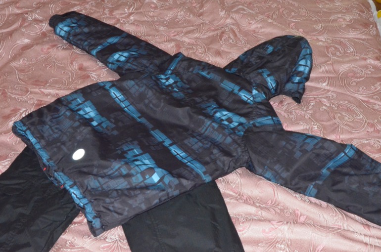 Куртка и брюки Р*ейма для мальчика 134-140