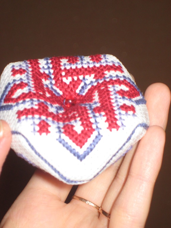 Моя первая малютка бискорнюшечка)))