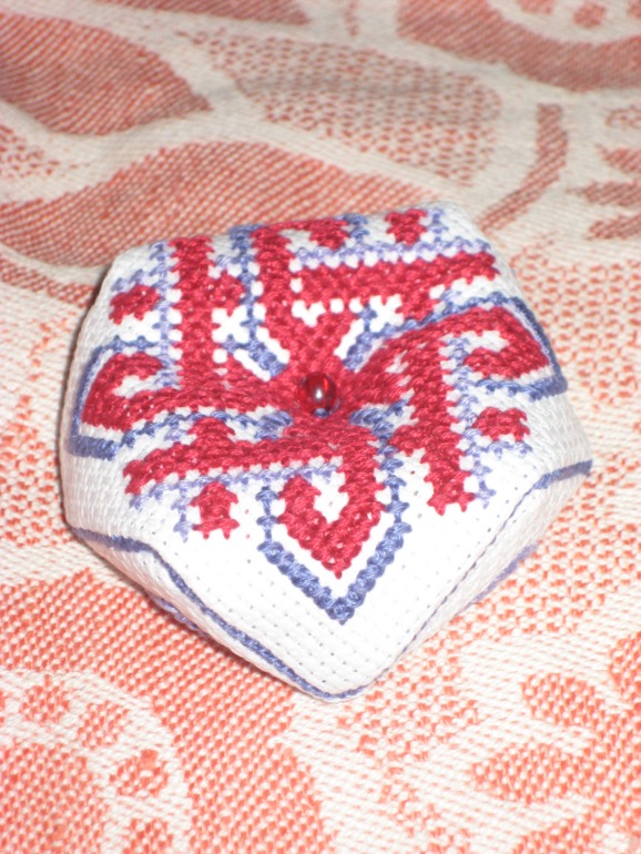 Моя первая малютка бискорнюшечка)))