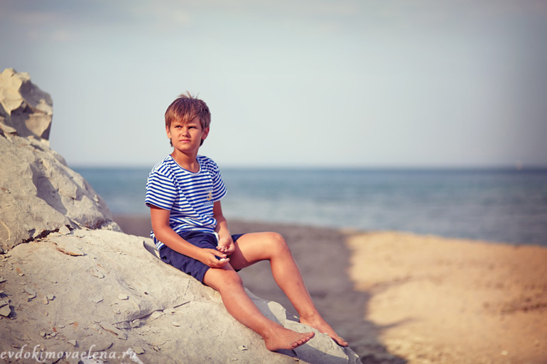 У белых скал