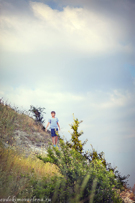 У белых скал