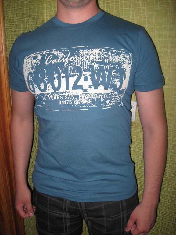 Повседневная одежда для всей семьи