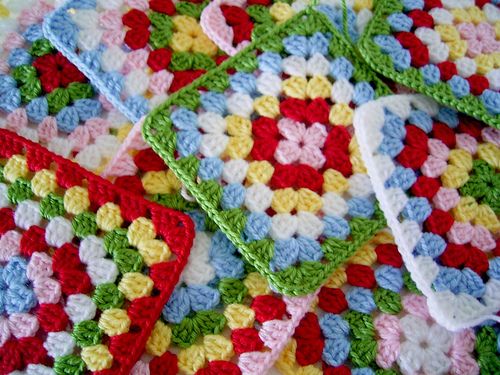 как вязать такой квадрат? Пожалуйста подскажите!)