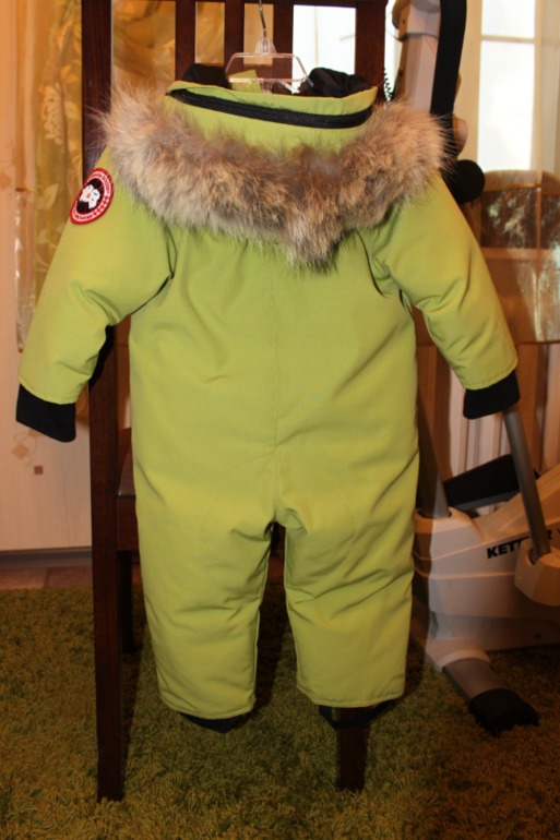 Комбинезон Canada Goose размер 18-24 мес. ПРОДАН.