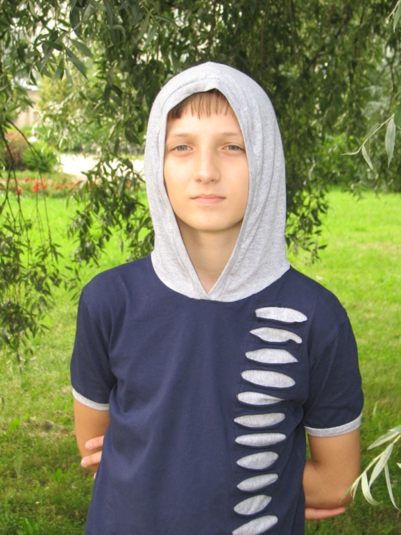 По футболке сыну и дочке