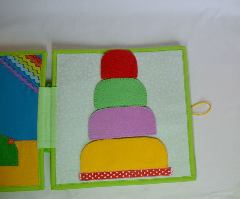 Именная развивающая книжечка)