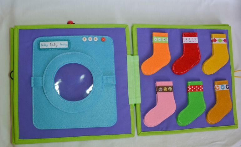 Именная развивающая книжечка)