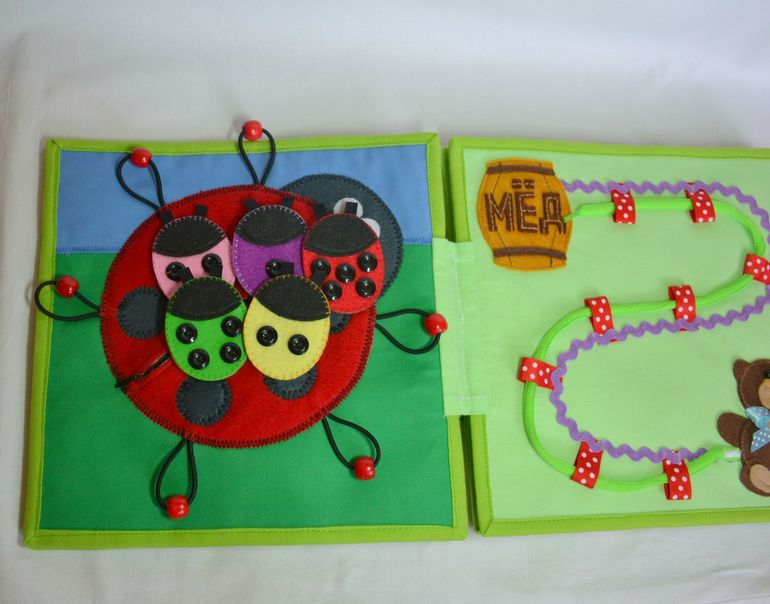 Именная развивающая книжечка)