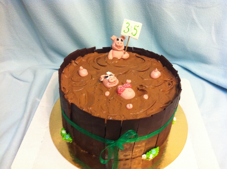 Семейка Хрюней)))