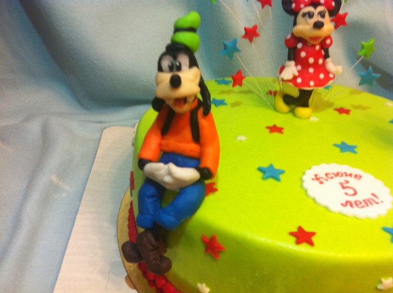 Мини маус и компания))