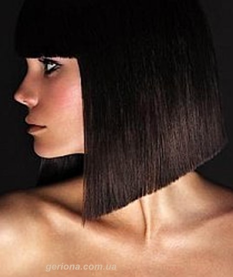 коротки стрижки