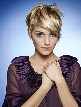 коротки стрижки