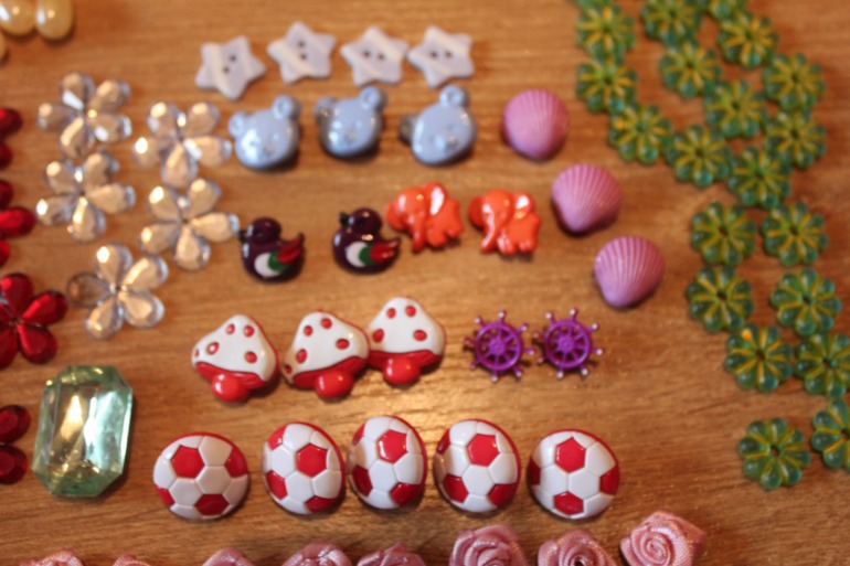 Обменяюсь добавила 15.09 (мои рукоделки, пряжа, ленты, пуговки...)