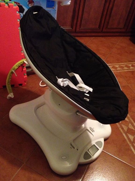Продам качели-шезлог 4moms MamaRoo