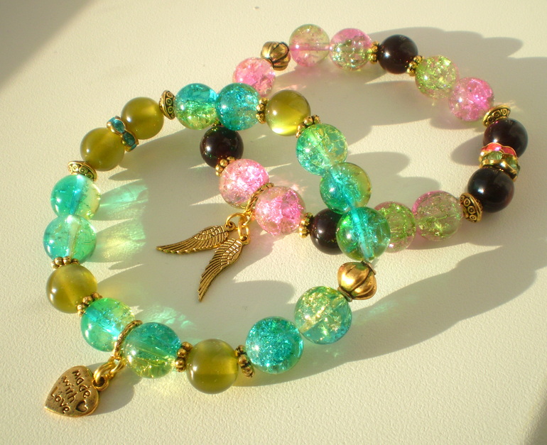 Новенькие браслеты