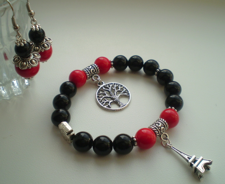 Новенькие браслеты