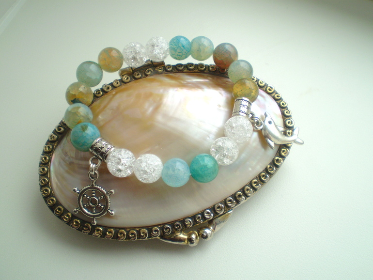 Новенькие браслеты