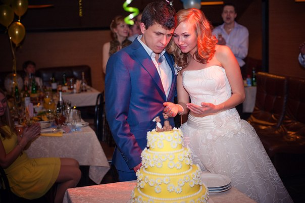 Свадебный с ромашками.