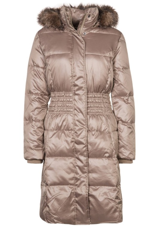 Верхняя одежда - пуховики и лыжные костюмы из Европы. Москва