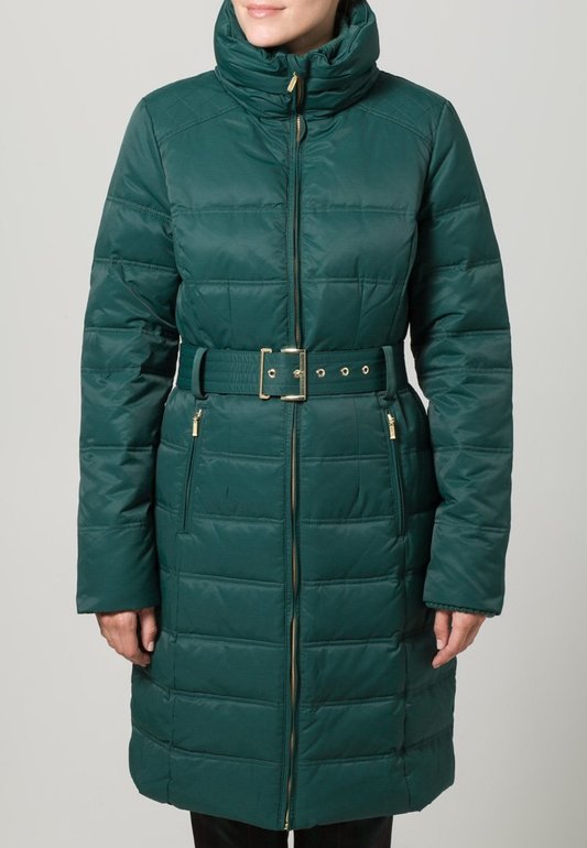 Верхняя одежда - пуховики и лыжные костюмы из Европы. Москва