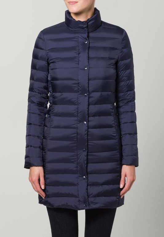 Верхняя одежда - пуховики и лыжные костюмы из Европы. Москва