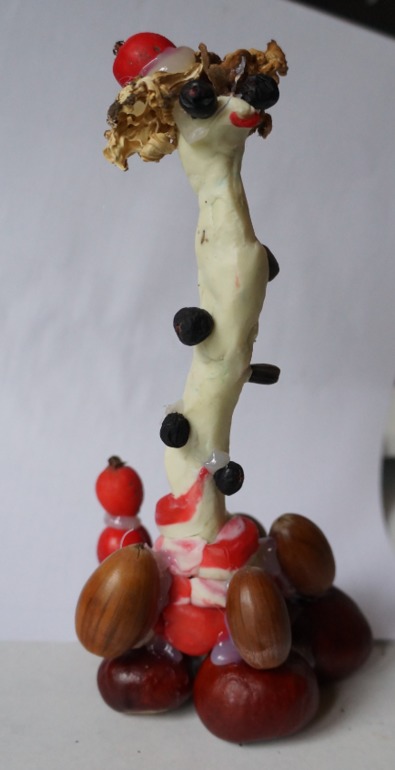 Осенний жираф и восковой пистолет