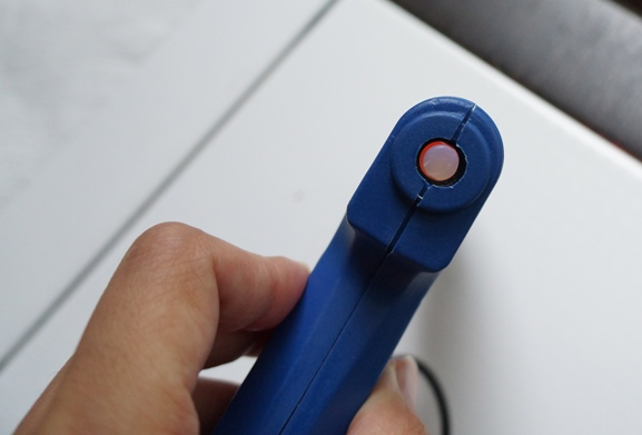 Осенний жираф и восковой пистолет