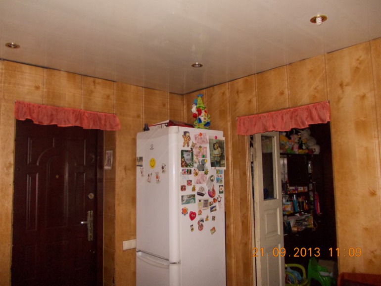 сделала еще не большой декор дверных проёмов)))