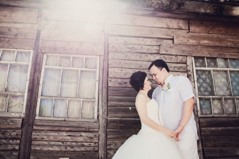 Летом свадьбу снимала ))