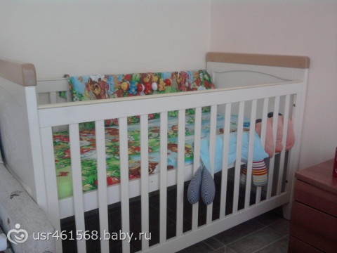 Какая кроватка удобнее?