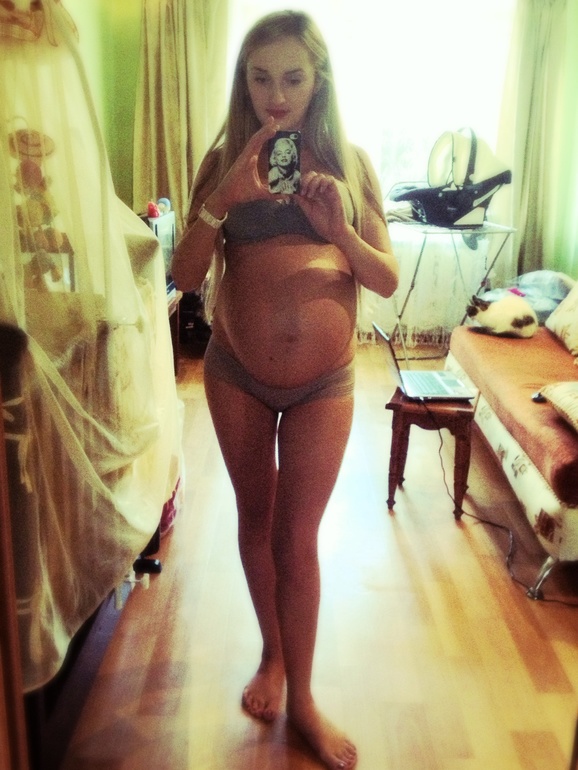 Возможно наши последнии фото с пузиком:)