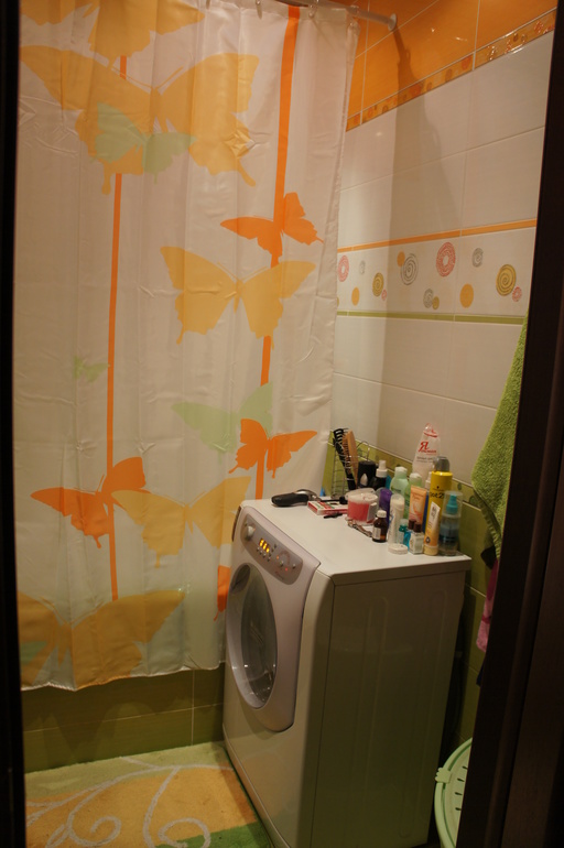 Шкафчик в ванную