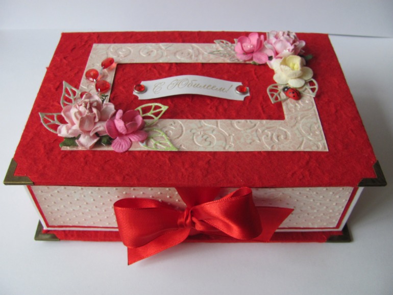 Коробочка-шкатулка.