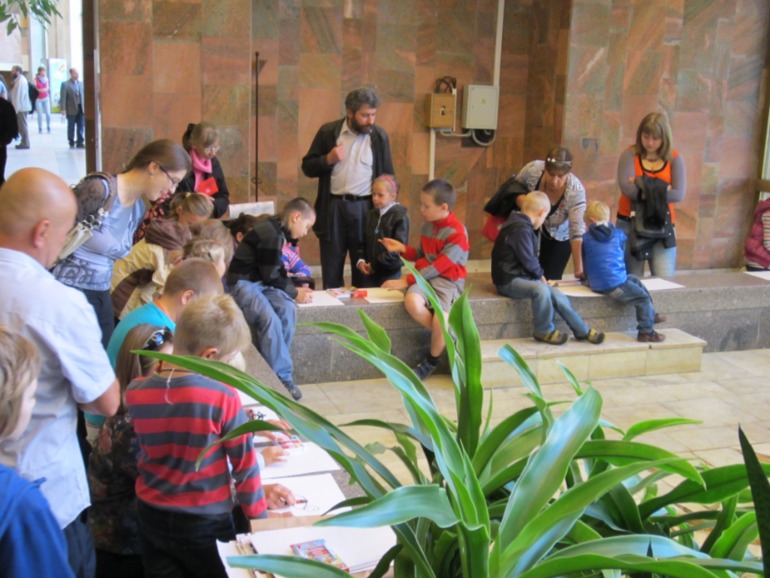 День рождения ДЕТГИЗа (маленький фотофрагмент)