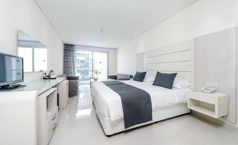 Подборка лучших туров 21 сентября. Кипр, Израиль.