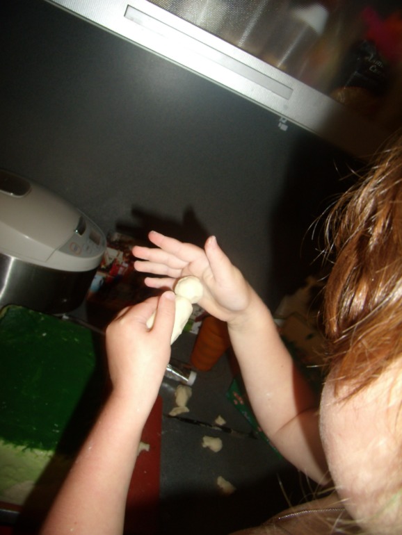 Подарок ко дню рождения из соленого теста!