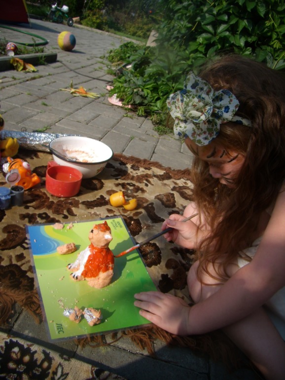 Лепим тигра, помогаем тигру, играем с тигром, кормим тигра..в общем изучаем ТИГРОВ