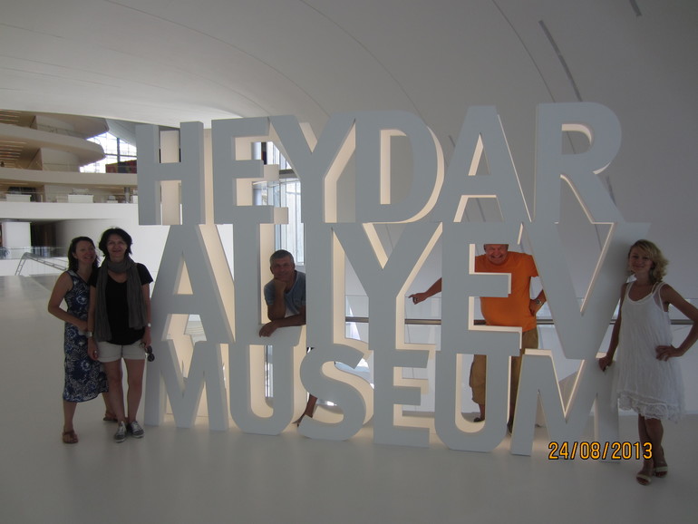 fbedab59d2540729ab4492ef30f4a101.jpg