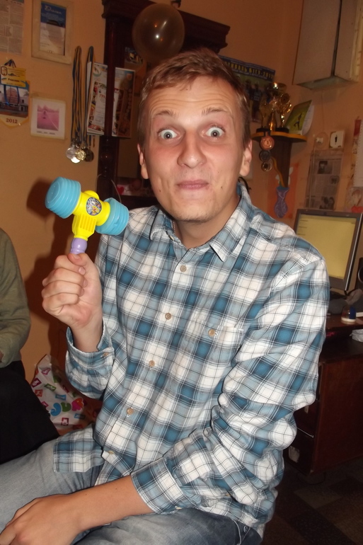 Год=)