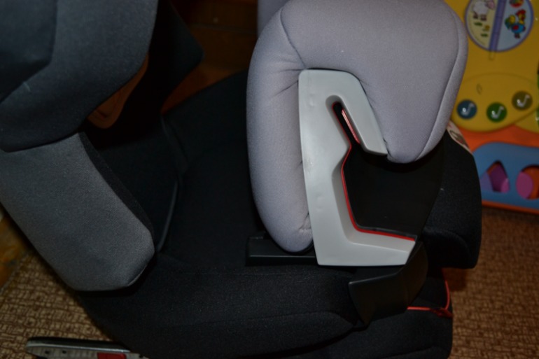 Cybex Juno-Fix.