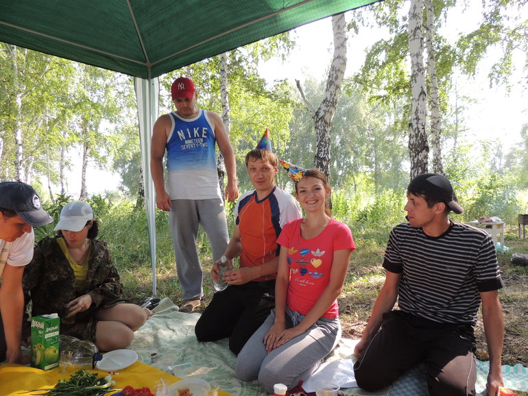 eeb657348d2b0560924de353869bc395.jpg
