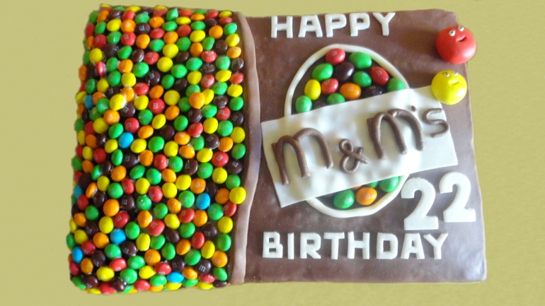 Пачка M&Ms;