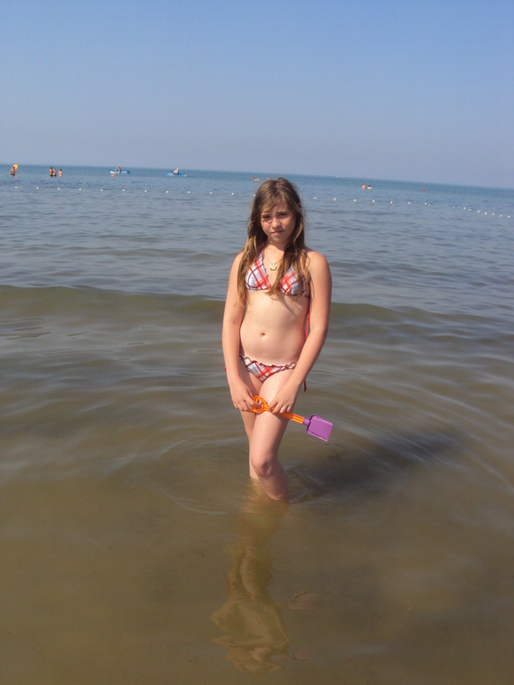 a83eda1218d3ac1a51bc3733770d8212.jpg