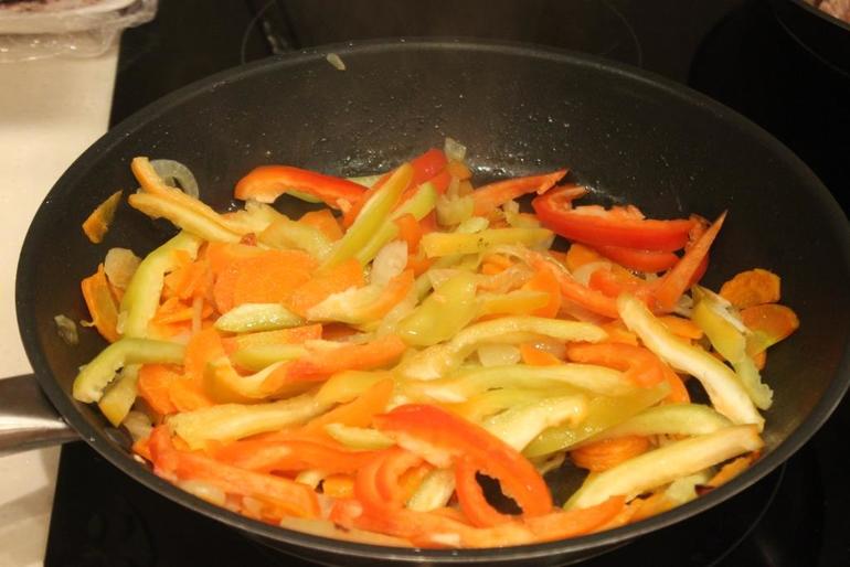 Свинина с овощами