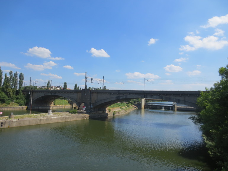 ef336ce69081a9b90093e1b49ab0b5ac.jpg