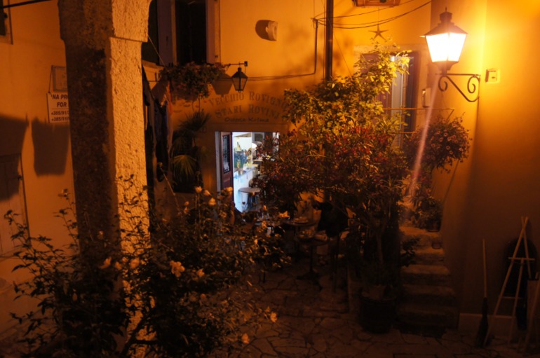 4a088a075ff68bff0643658ad3d953d1.jpg