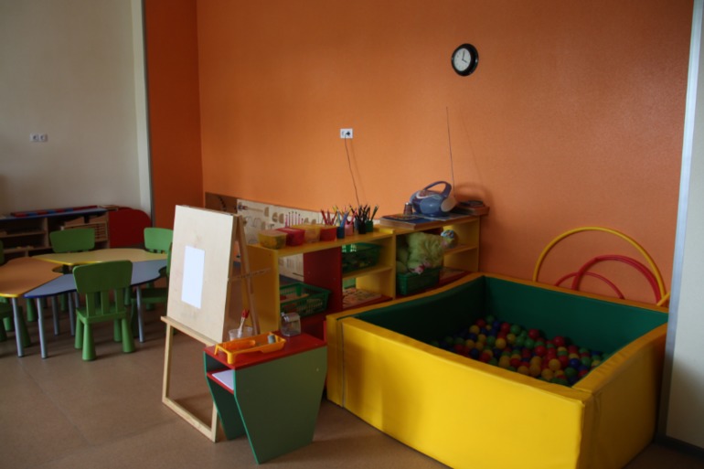 9dbb4f5fba923cda8b02c84fad8d87fb.jpg