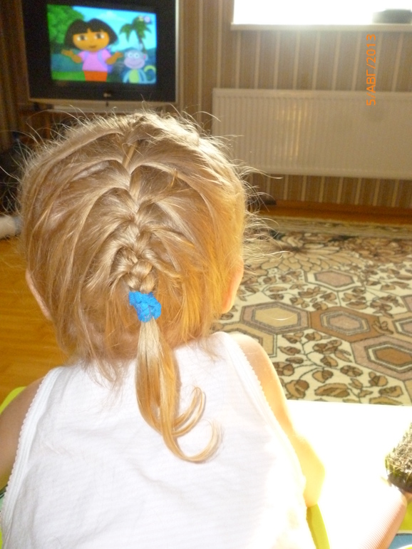 8d74d5402a5f8a85bb5555ae642643d9.jpg