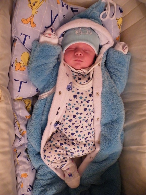 c8dad2a4dc7d62afd8dde518ea75601b.jpg