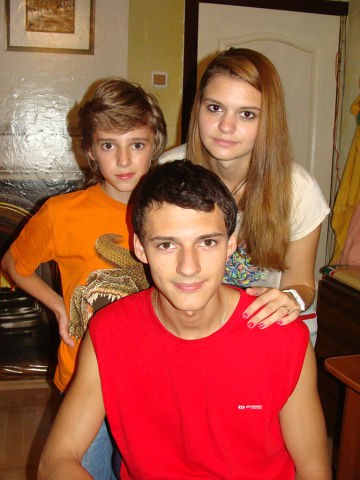 2525a84300d863a9373edcbd68f0bc6d.jpg